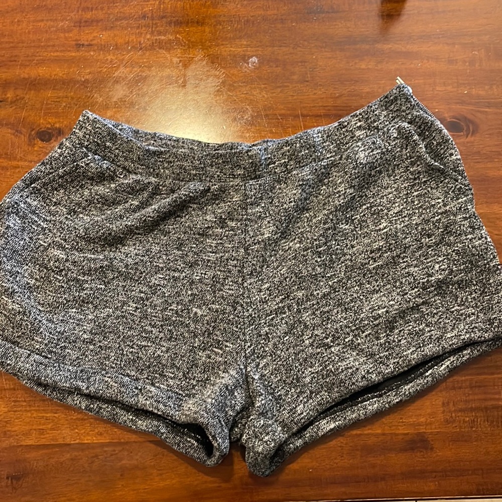 Forever 21 + Plus Size 3X Pull On, Side Zipper Shorts W/ Pockets